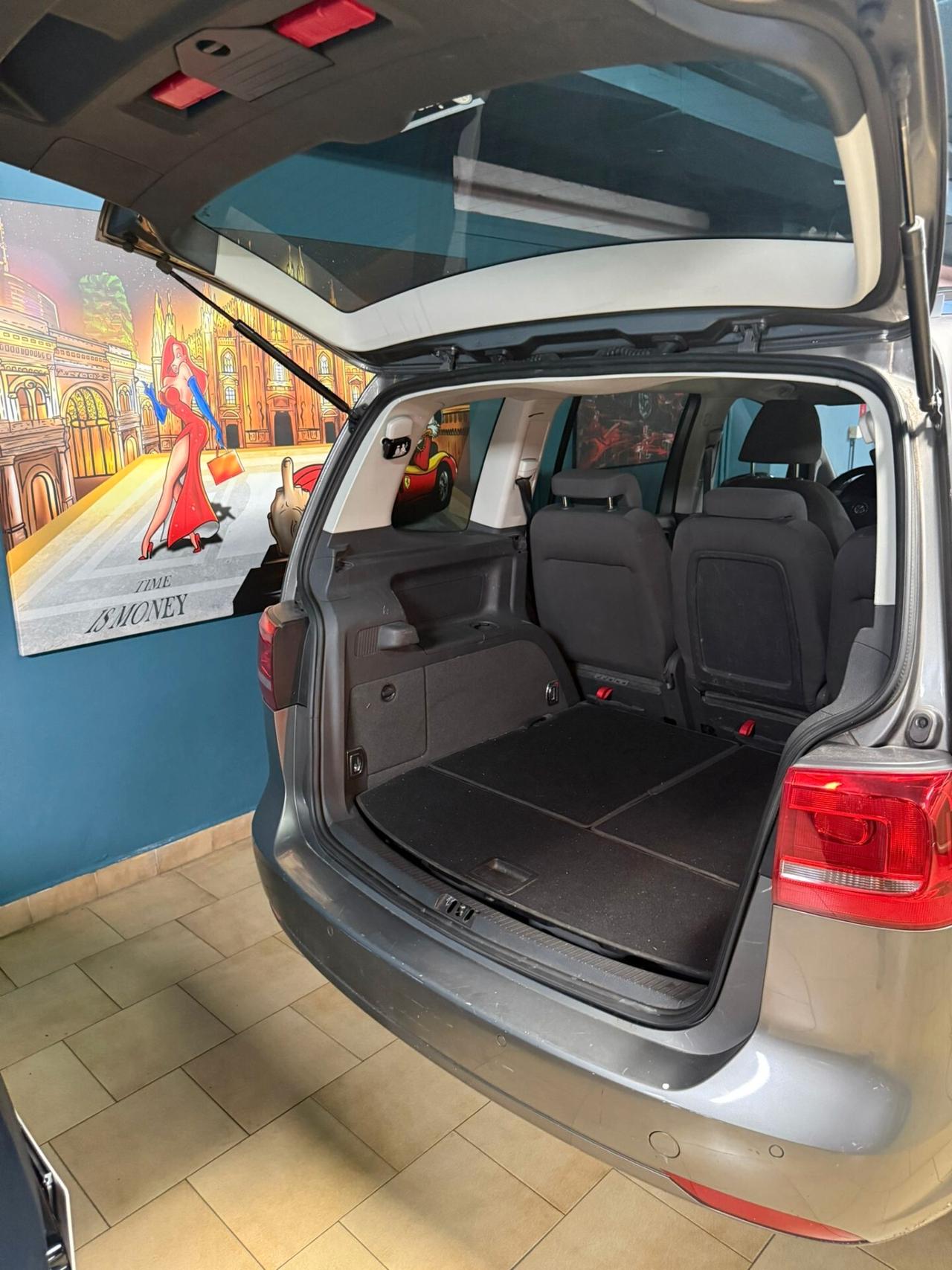 TOURAN 1.6CC 7 POSTI SUPER PREZZO