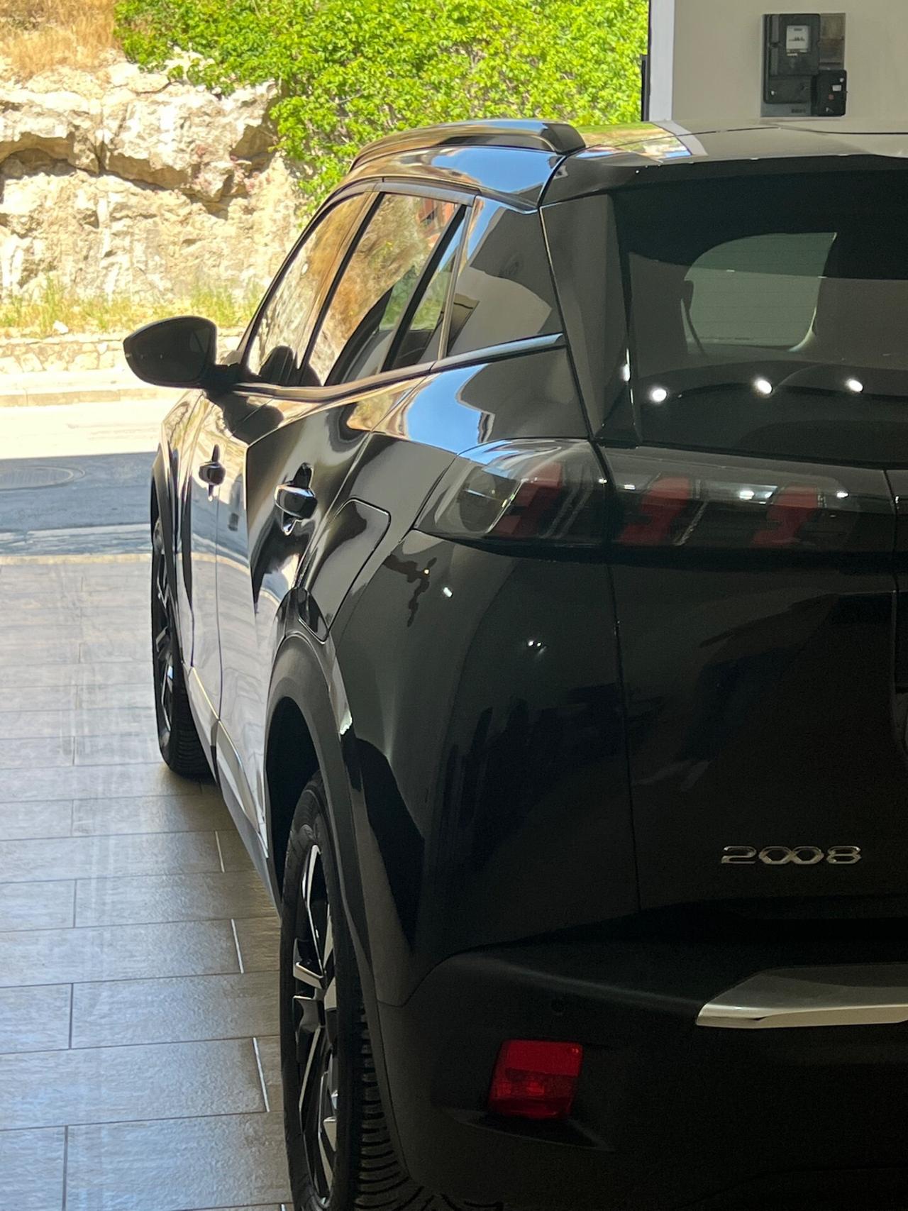 Peugeot 2008 BlueHDi 130 S&S EAT8 Allure Pack