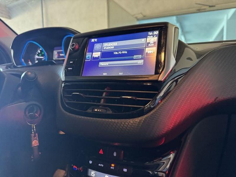 Peugeot 2008 BlueHDi 100 Allure