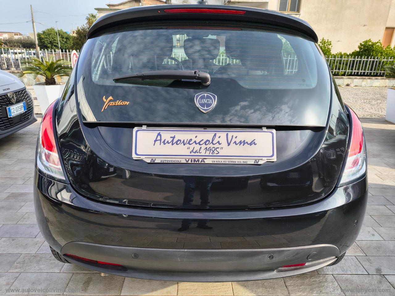 LANCIA Ypsilon 1.2 69 CV 5p. GPL Ecochic BLACK&NOIR