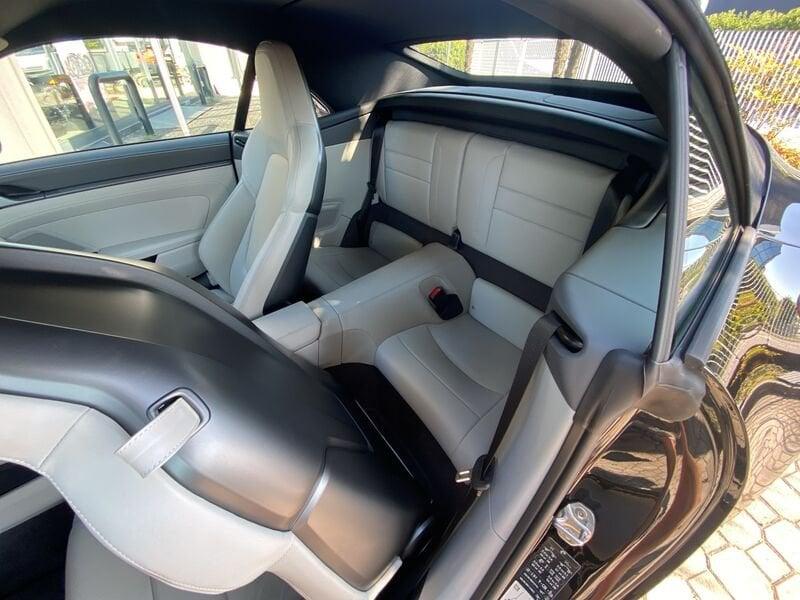 Porsche 911 992 Carrera 4 Cabriolet (992.1)