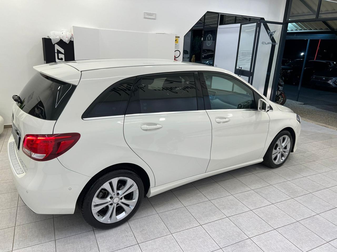 Mercedes B 180 d Automatic 110CV Sport 2017