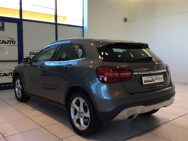 Mercedes-Benz GLA GLA 200 d Business