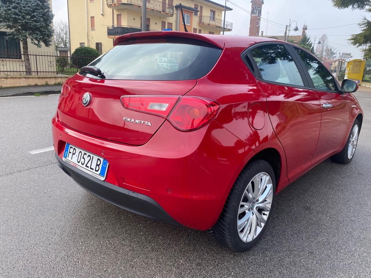 Alfa Romeo Giulietta 1.4 Turbo 120 CV GPL Super