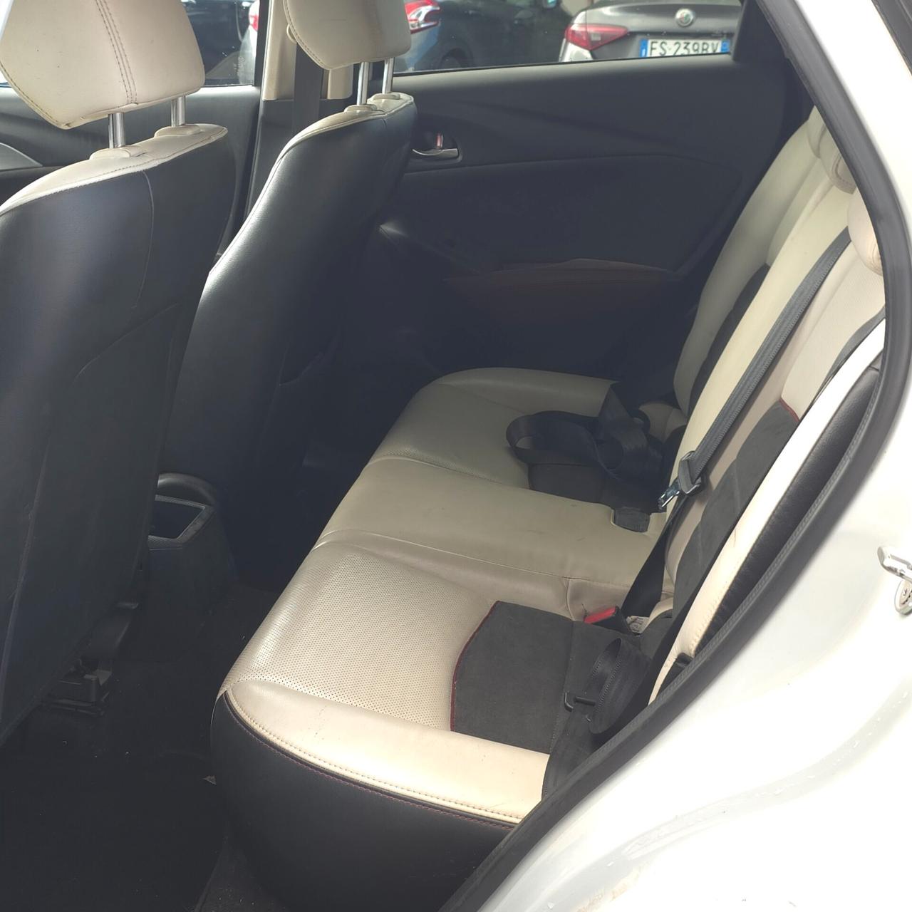 Mazda CX-3 1.5 Skyactiv-D*105CV*AWD Exceed+PELLE+FULL*LED*NAVI*CAMERA*