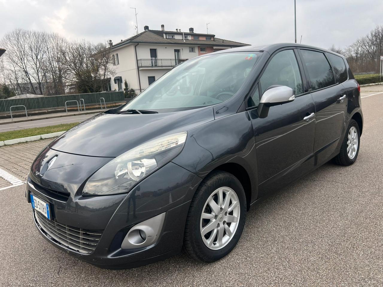 Renault Scenic Scénic 1.9 dCi 130CV Luxe