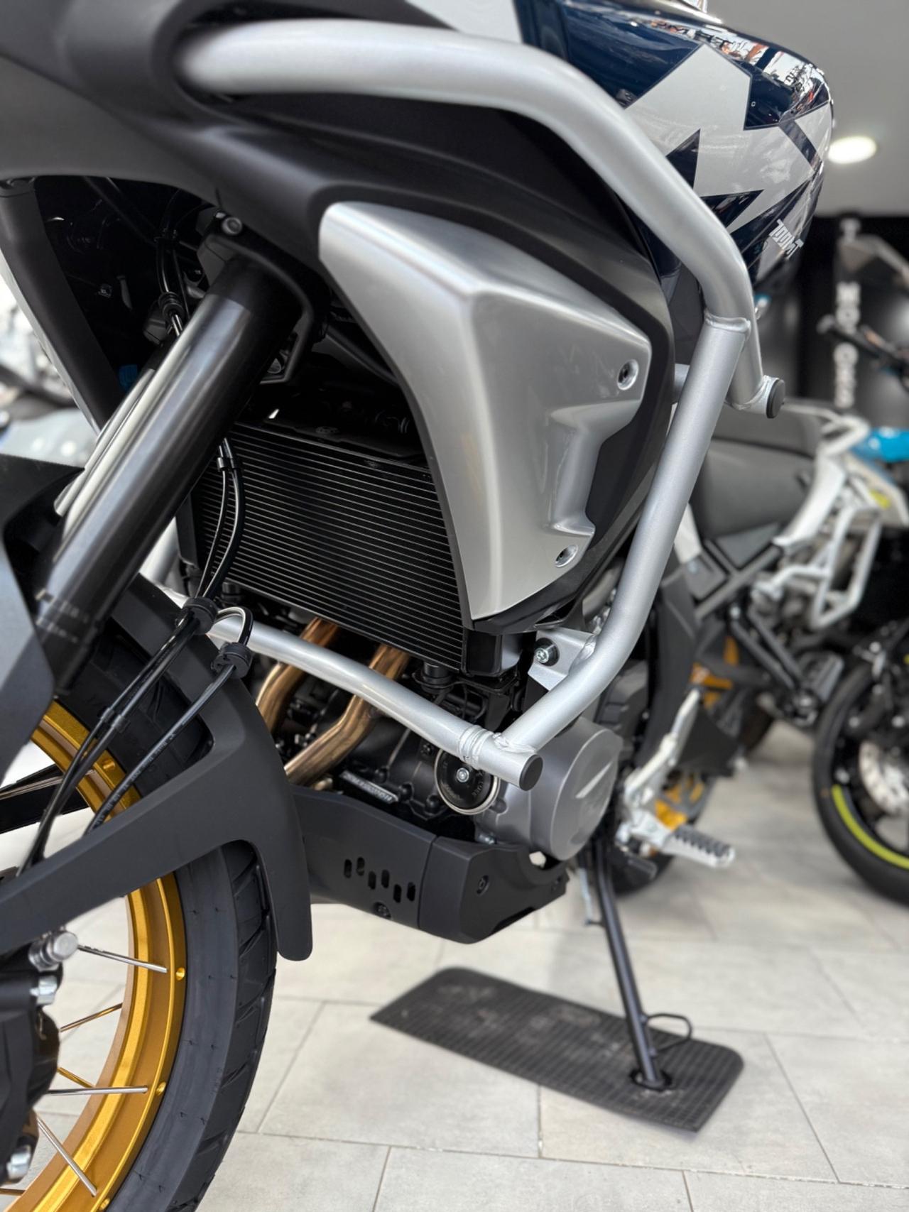 CF MOTO 700MT ADV NUOVA PRONTA CONSEGNA