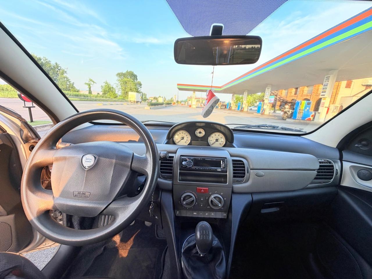 Lancia Ypsilon 1.2 Oro Plus