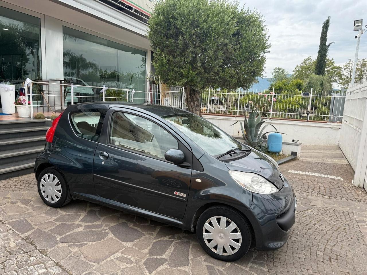 Peugeot 107 1.0 68CV 3p. Desir