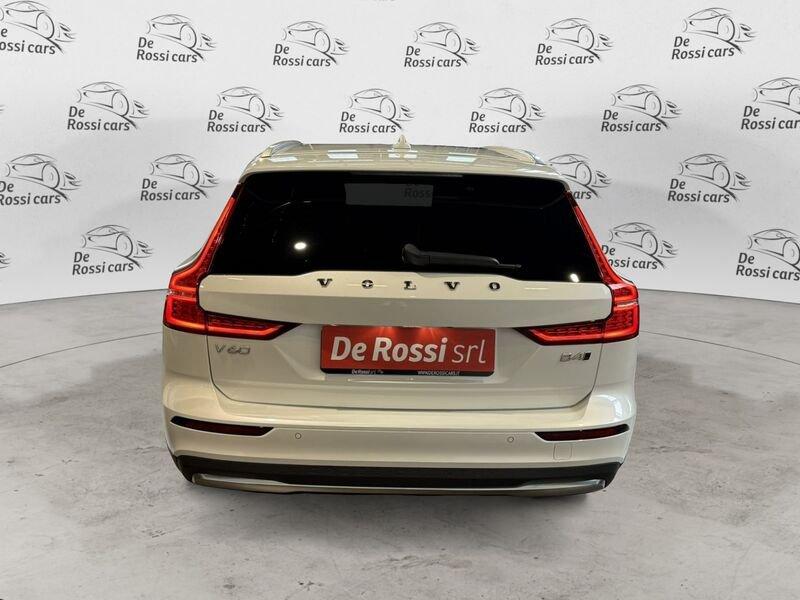 Volvo V60 Cross Country B4 D AWD autom. ULTIMATE