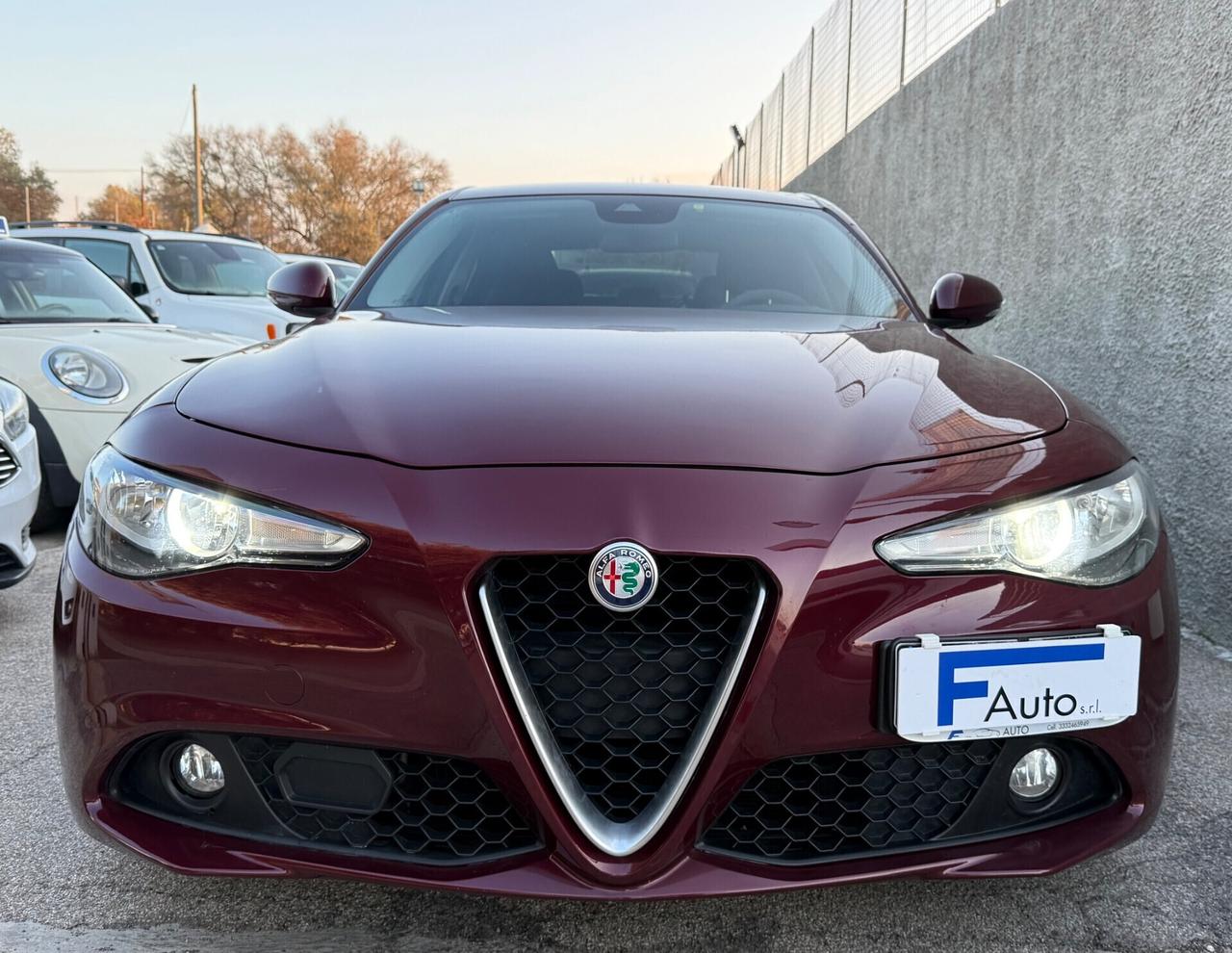 Alfa Romeo Giulia 2.2 Turbodiesel 150 CV AT8,Navigatore,cerchi antracite,ecc.