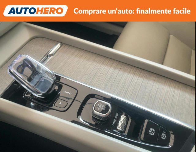 VOLVO XC60 B5 (d) AWD Geartronic Inscription