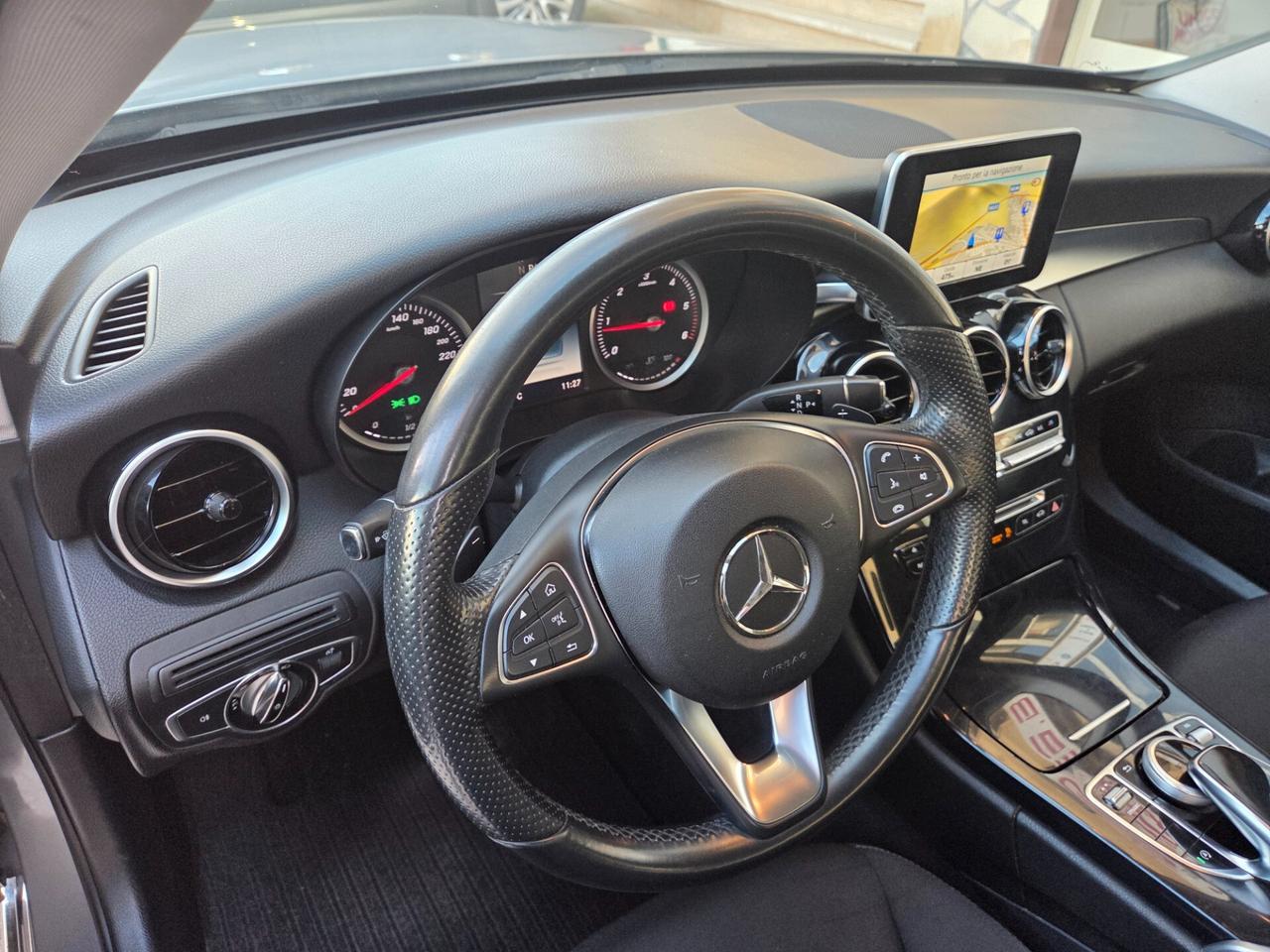 MERCEDES C220 2.2 170 CV LED FULL OPT KM CERTIF