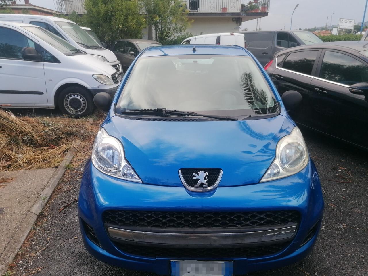 Peugeot 107 1.0 68CV 3p. Plaisir