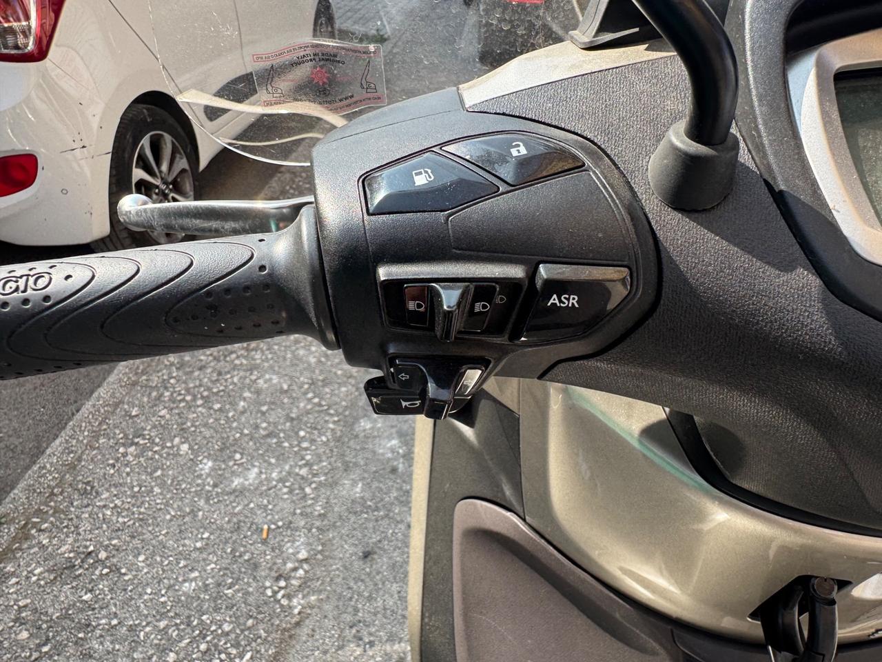 Piaggio Beverly 300 i.e. Sport