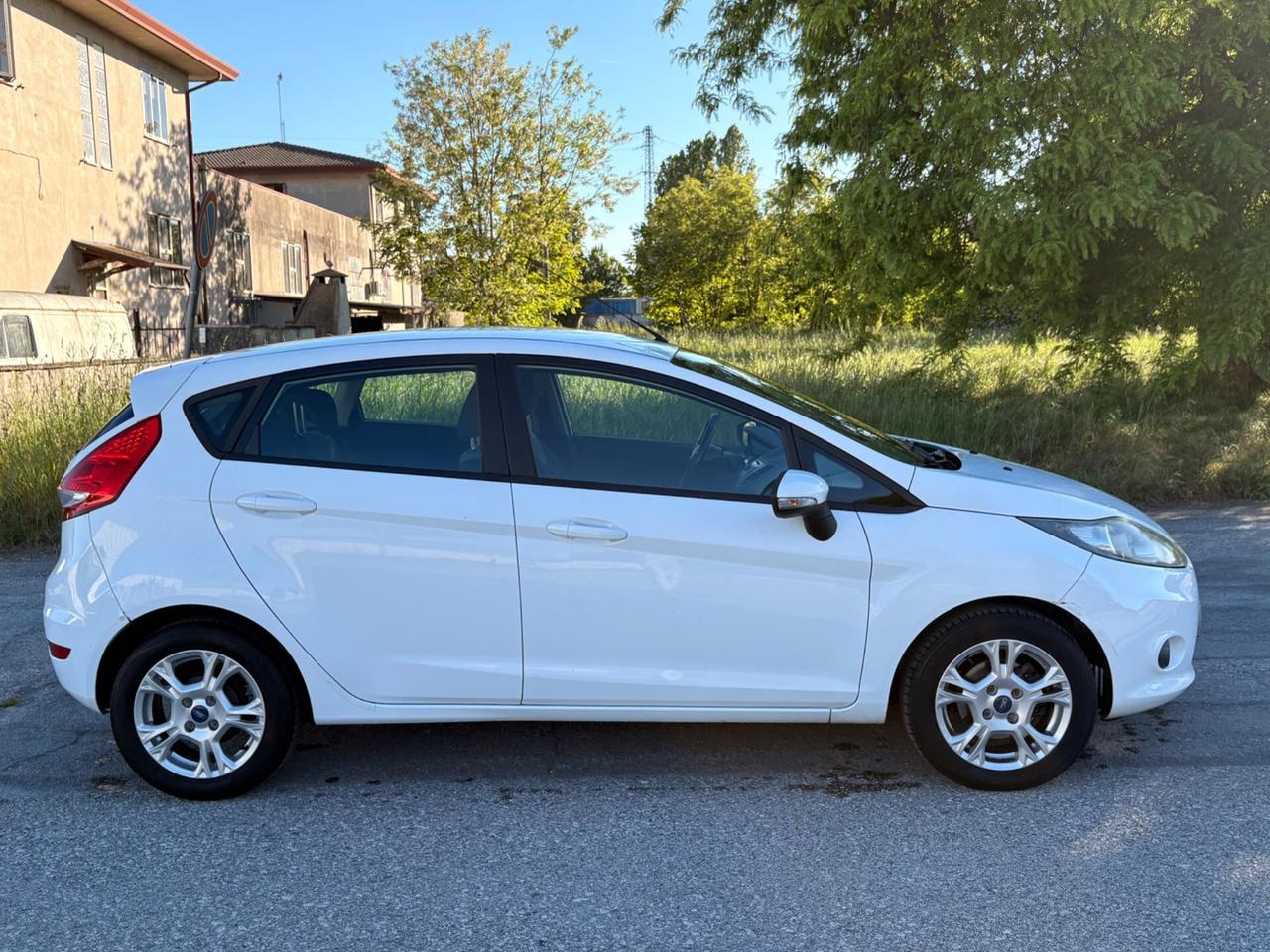 Ford Fiesta 1.4 5 porte Bz.- GPL Titanium