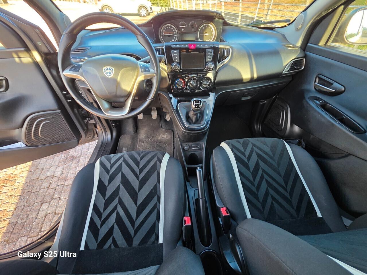 Lancia Ypsilon 1.2 GPL ritiro usato/scambio