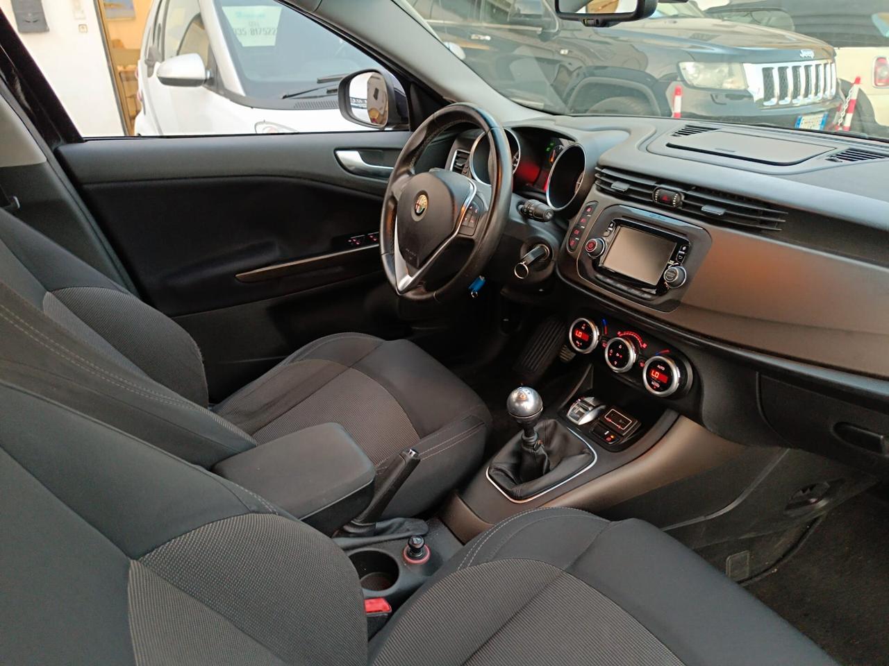Alfa Romeo Giulietta 2.0 JTDm-2 150 CV Distinctive