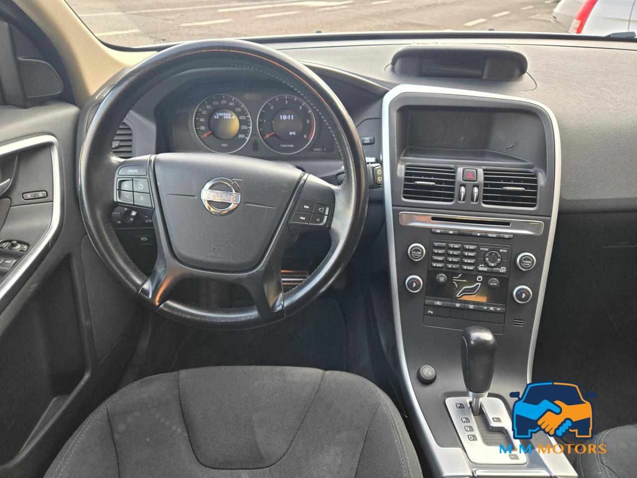 Volvo XC60 2.0 d4 (d3) R-design geartronic