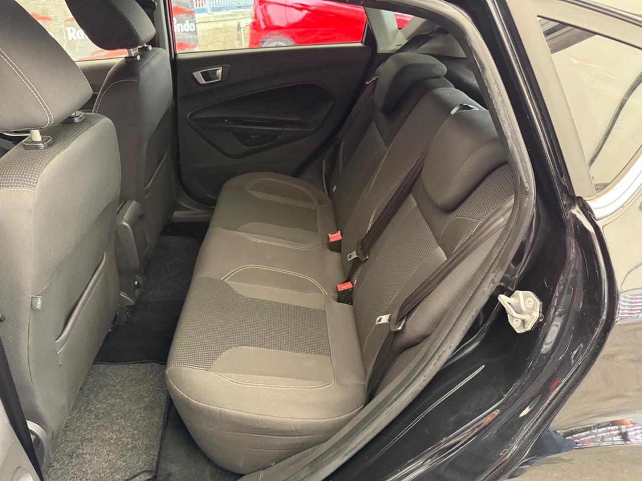 Ford Fiesta 1.4 GPL Titanium