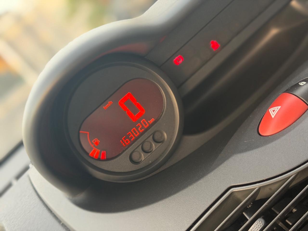 Renault TWINGO 1.2 BENZINA 2009 - ECONOMICA