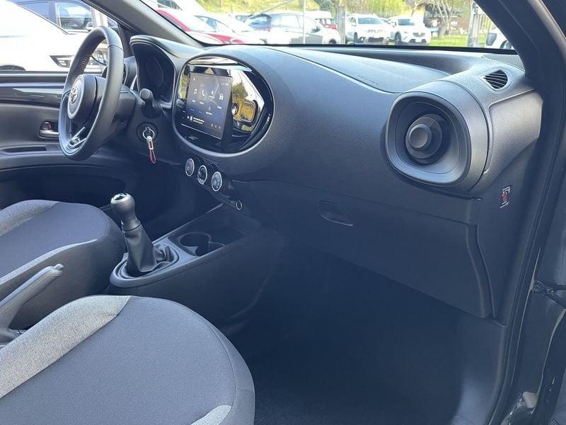 Toyota Aygo X 1.0 Active 72cv - KM0