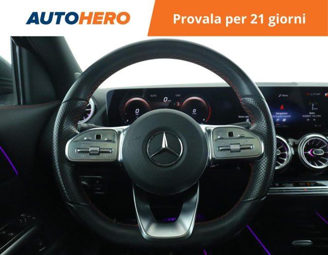 MERCEDES-BENZ GLA 200 Automatic Premium