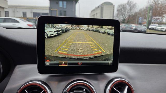 MERCEDES-BENZ CLA 220 d Automatic Premium Amg PERMUTE TETTO APRIBILE