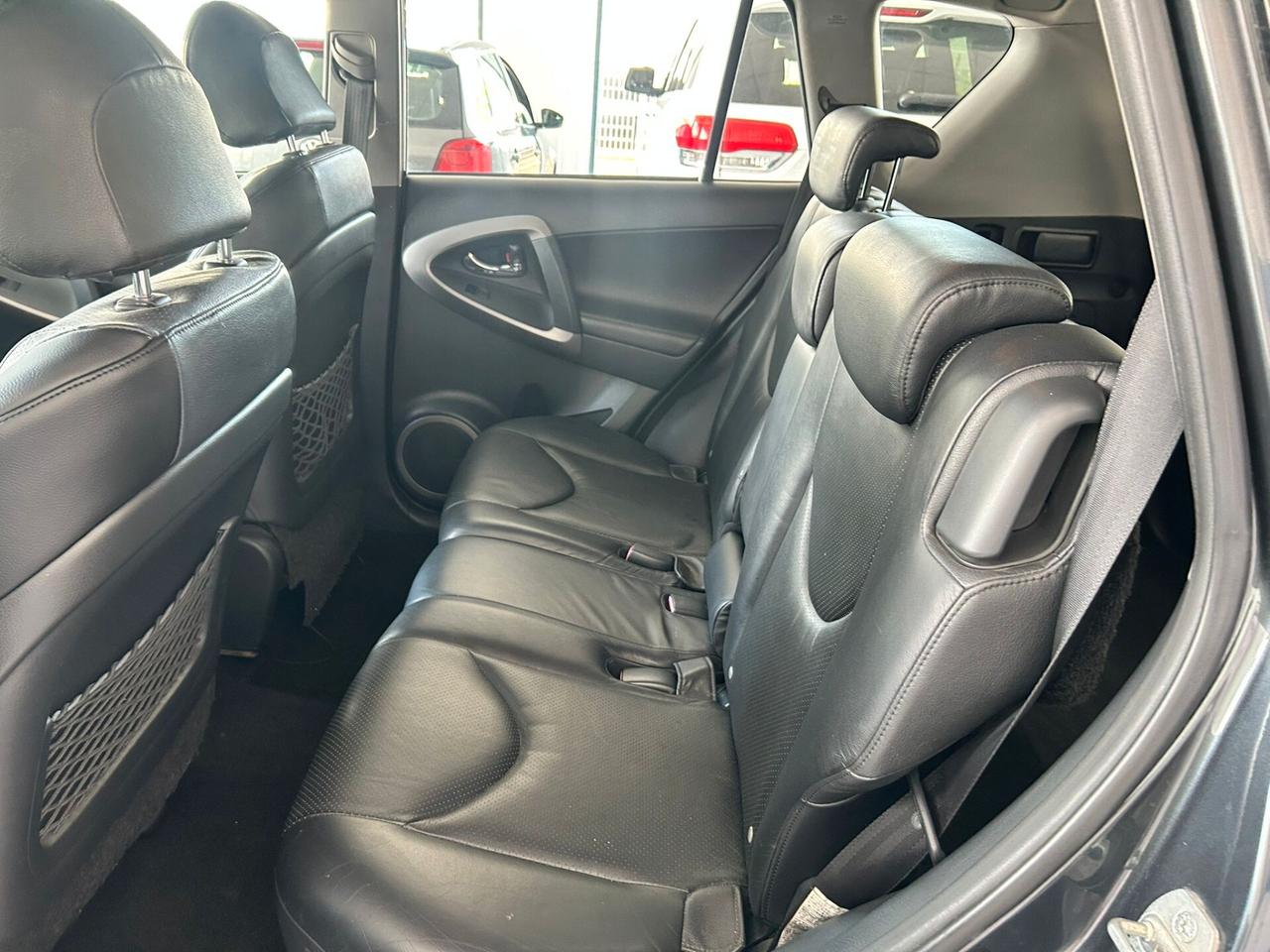 Toyota RAV4 2.2 D-4D 136 CV 2006