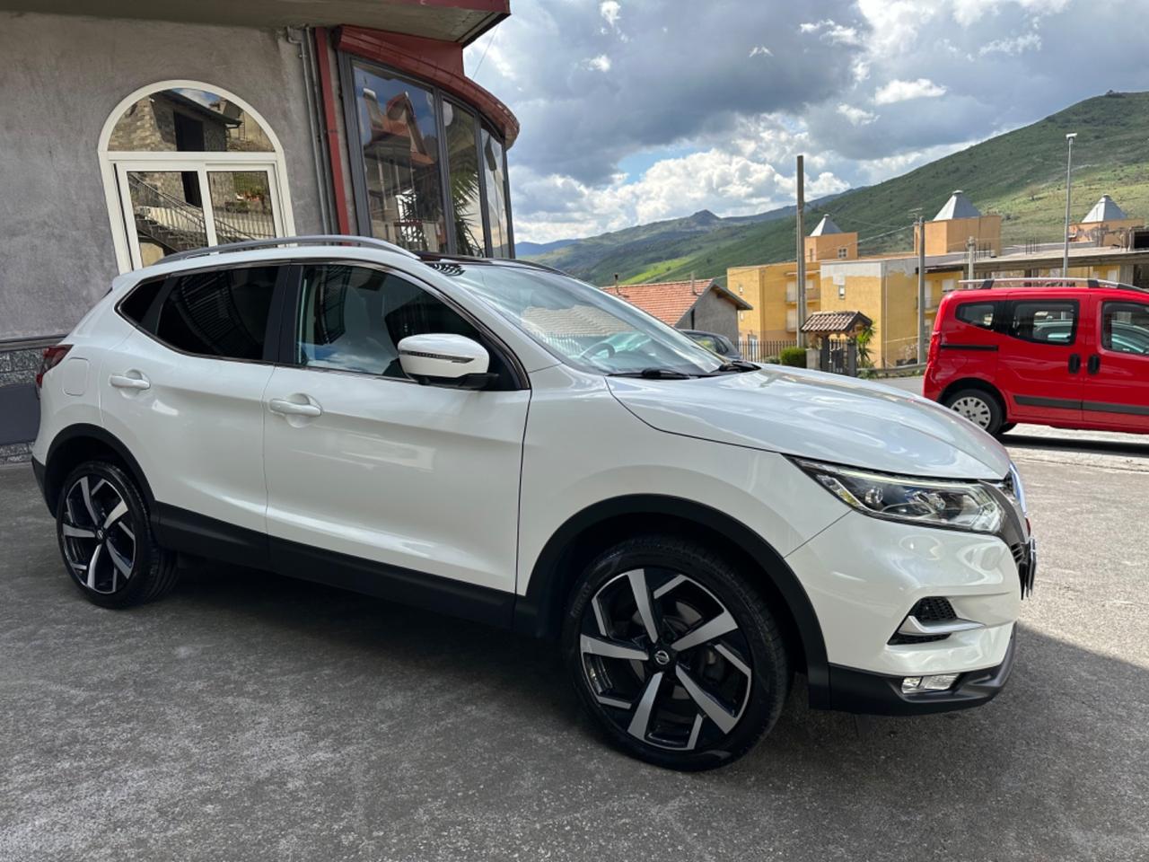 Nissan Qashqai 1.5 dCi Tekna