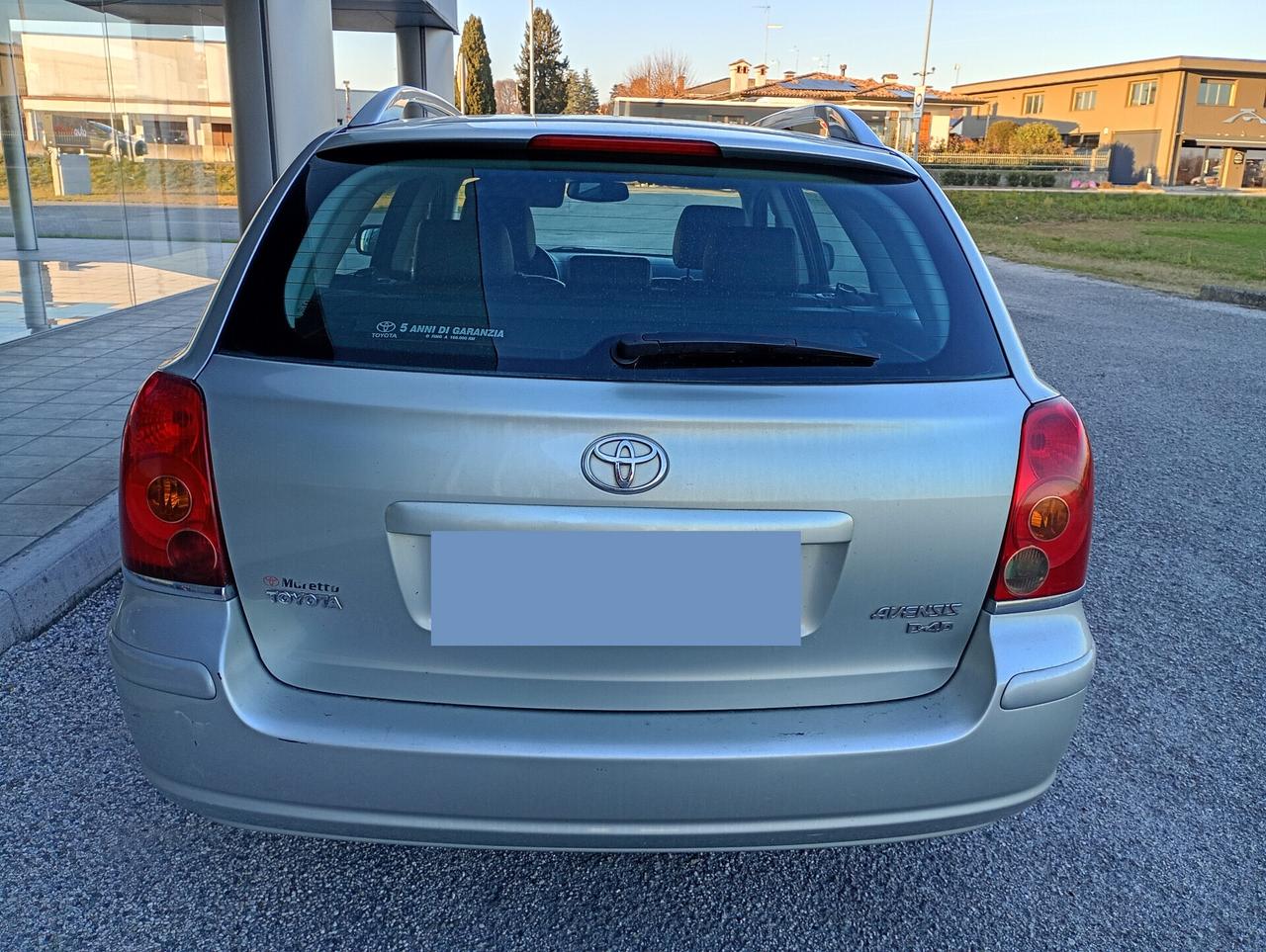 Toyota Avensis 2.2 D-4D 16V Station Wagon