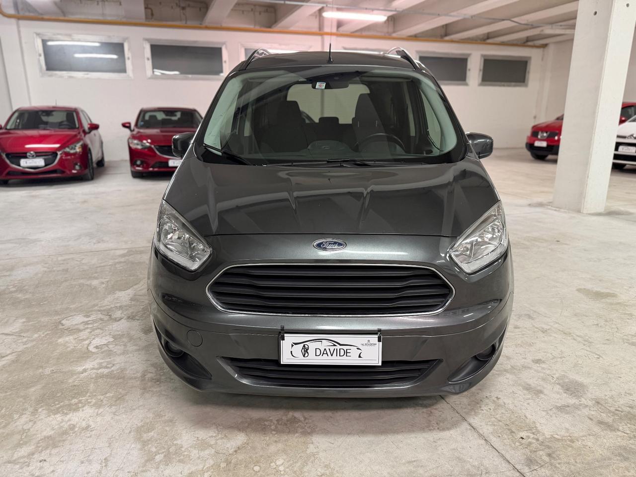 Ford Tourneo Courier 1.5 TDCI 95 CV Titanium