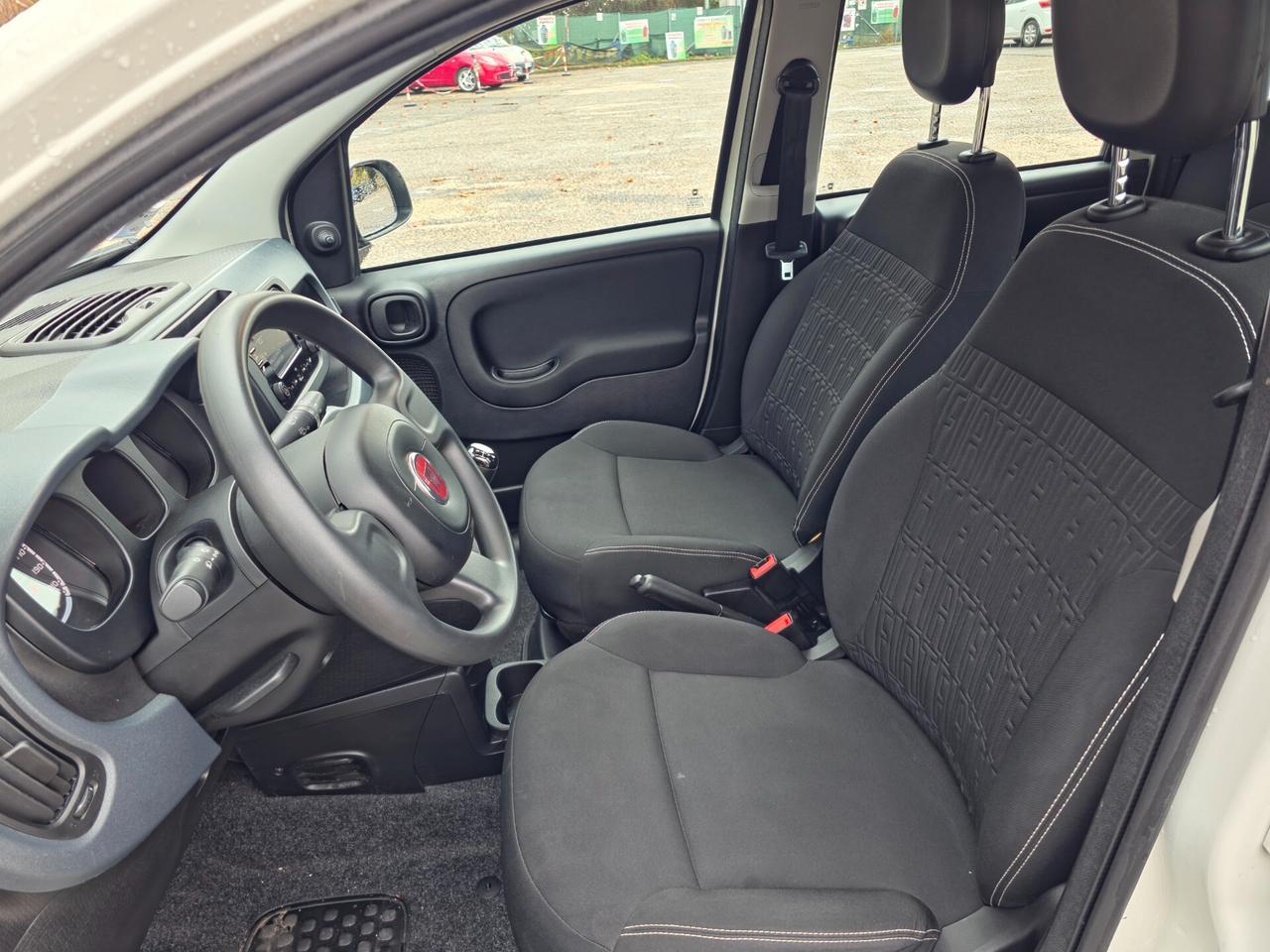 Fiat Panda 1.0 FireFly S&S Hybrid 2024-E6 Manuale NEO