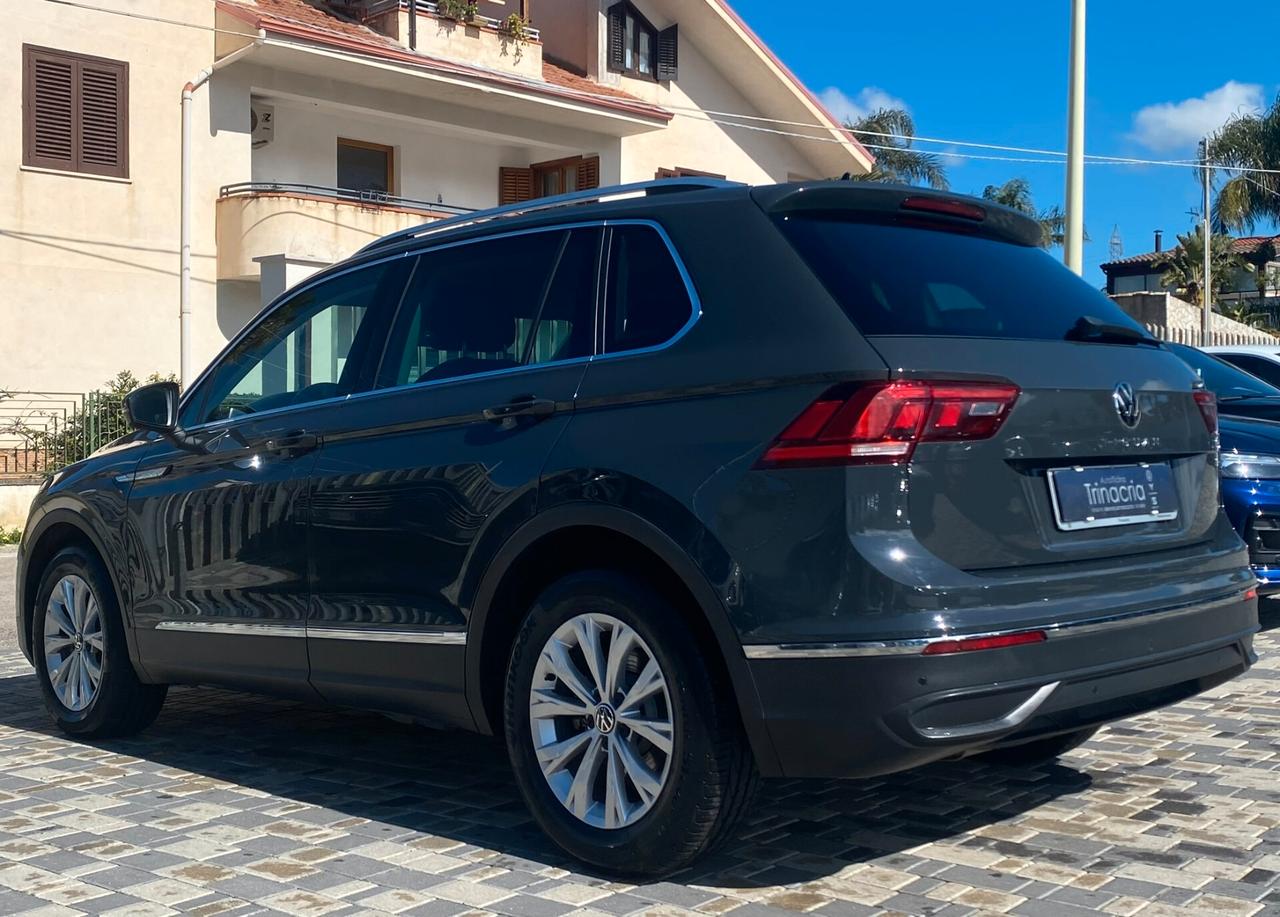 Volkswagen Tiguan Life 2.0 TDI 150CV DSG