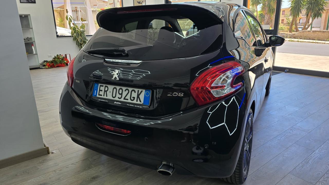 Peugeot 208 1.4 HDi 3 porte Allure