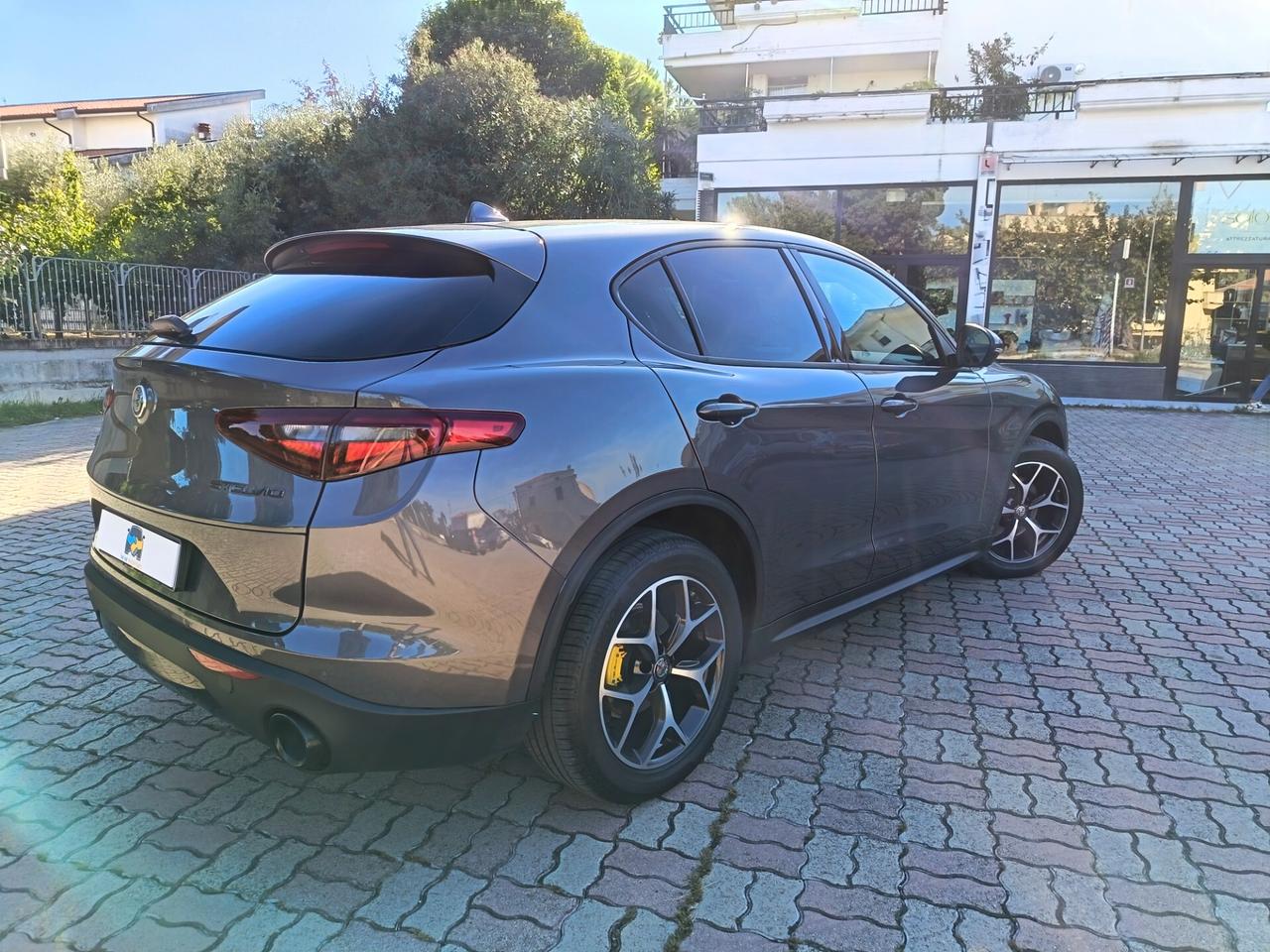 Alfa Romeo Stelvio 2.2 Turbodiesel 190 CV AT8 Q4 Sprint