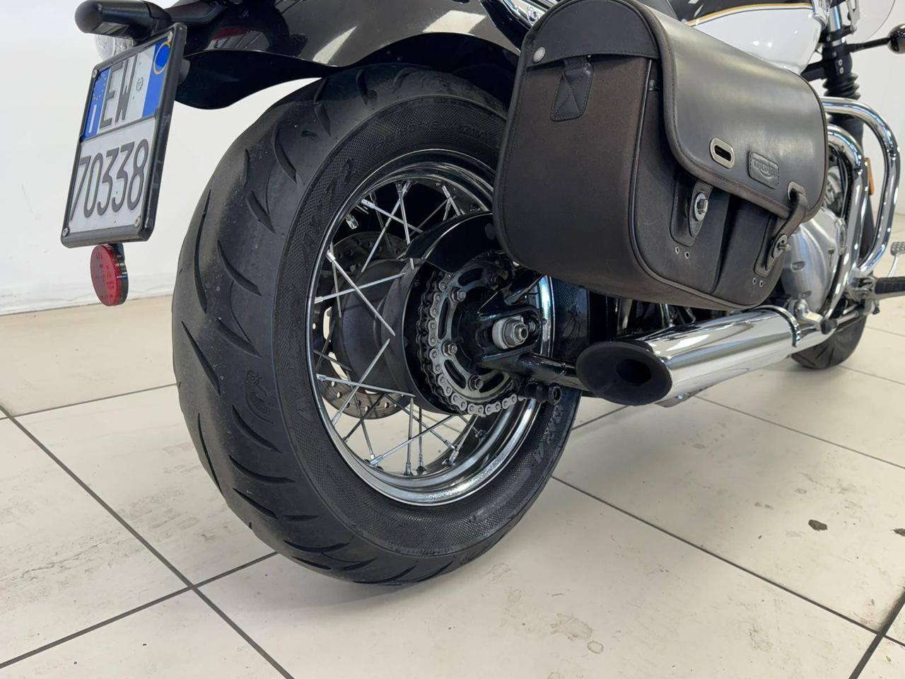 TRIUMPH Bonneville 1200 Speedmaster