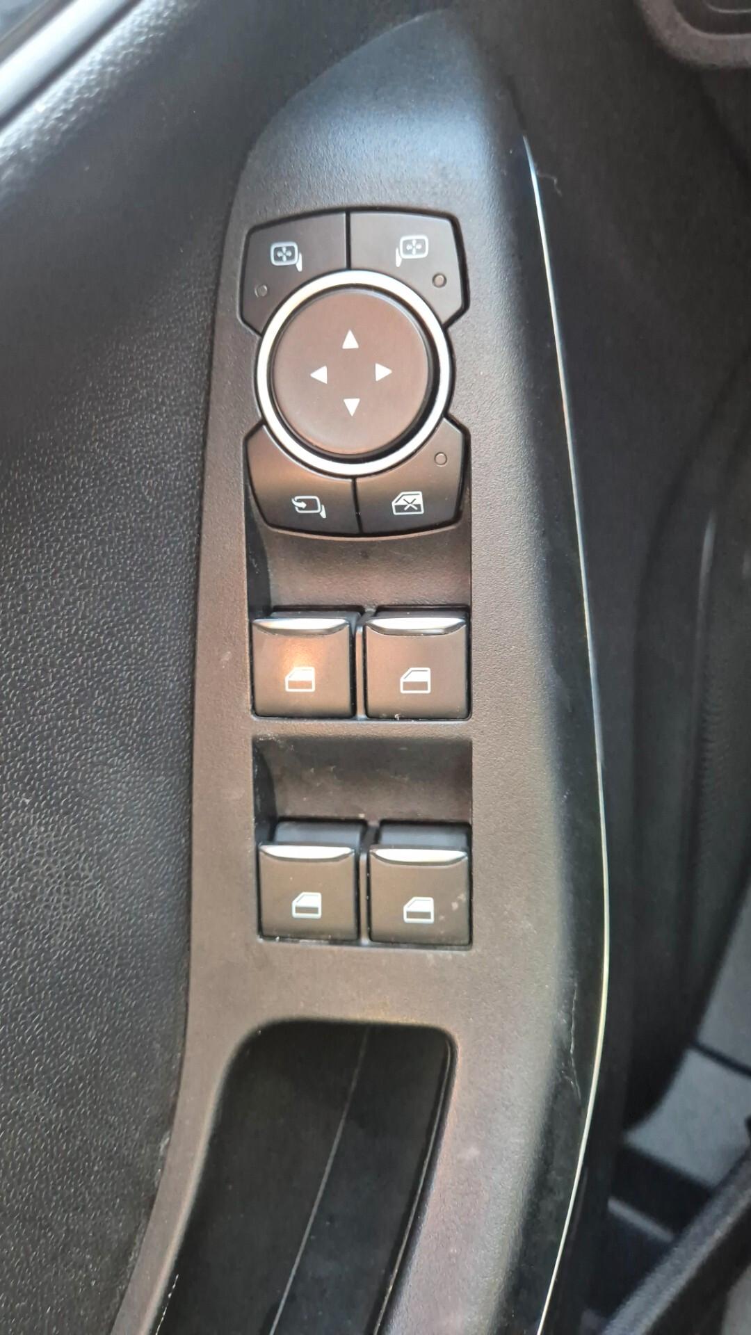 Ford Fiesta 1.1 75 CV GPL 5 porte Titanium