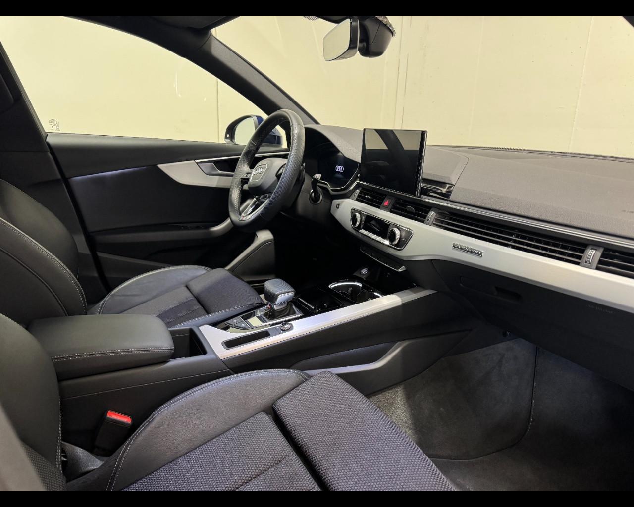 AUDI A4 AVANT 40 TDI MHEV QUATTRO S-TRONIC S LINE EDITION