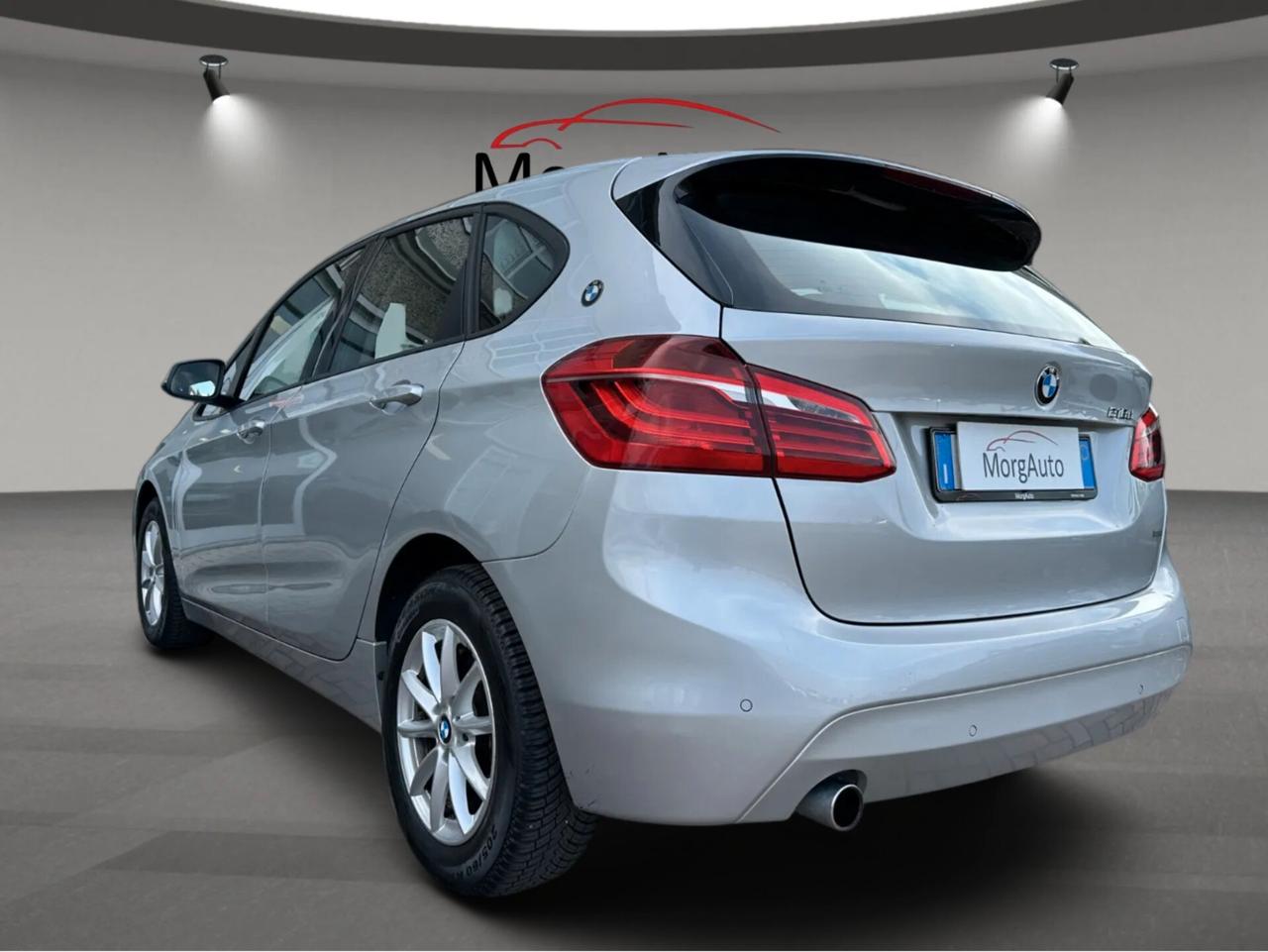 BMW 218d Active Tourer 2.0d 150cv Euro6b, Fari LED