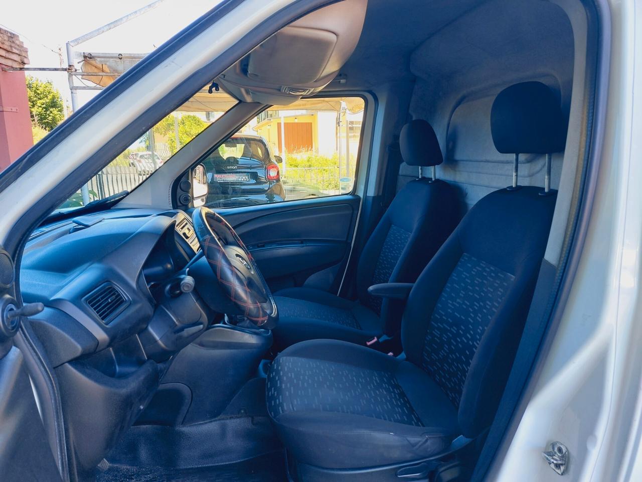 Opel Combo Cargo 1.6 CDTI 105CV - 2014