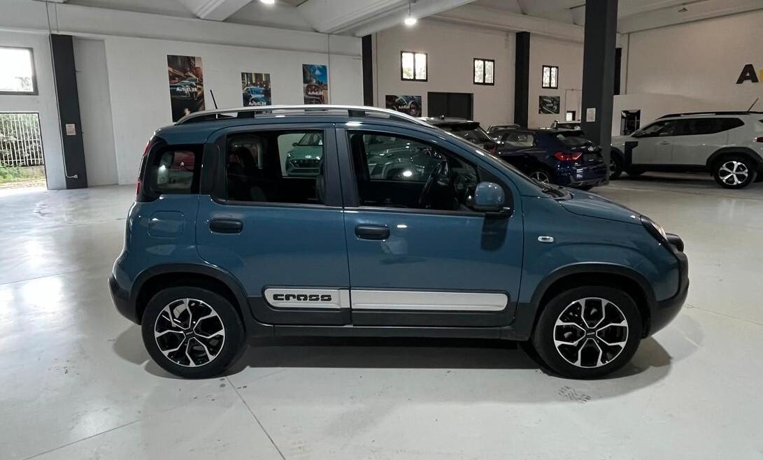 Fiat Panda 1.0 FireFly S&S Hybrid City Cross