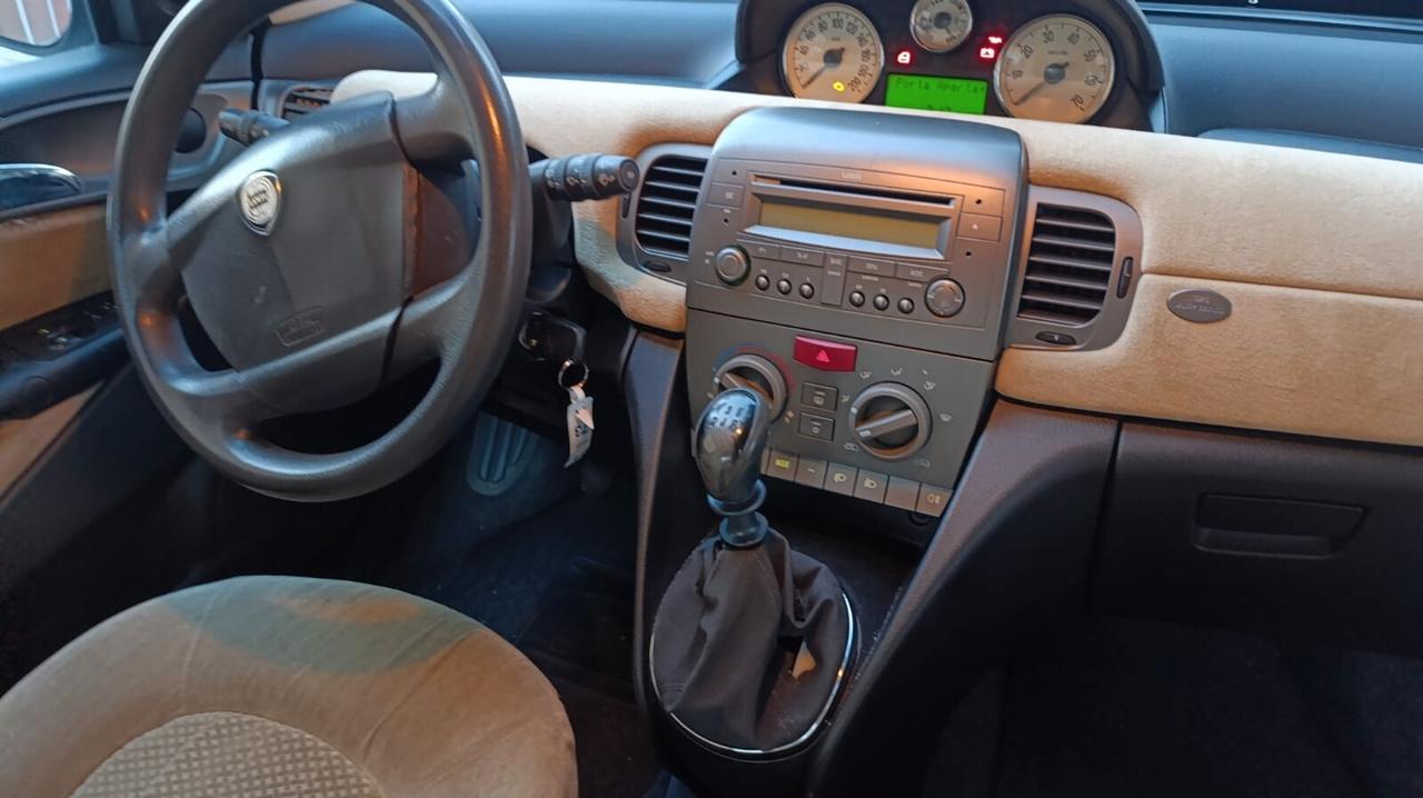 Lancia Ypsilon 1.2