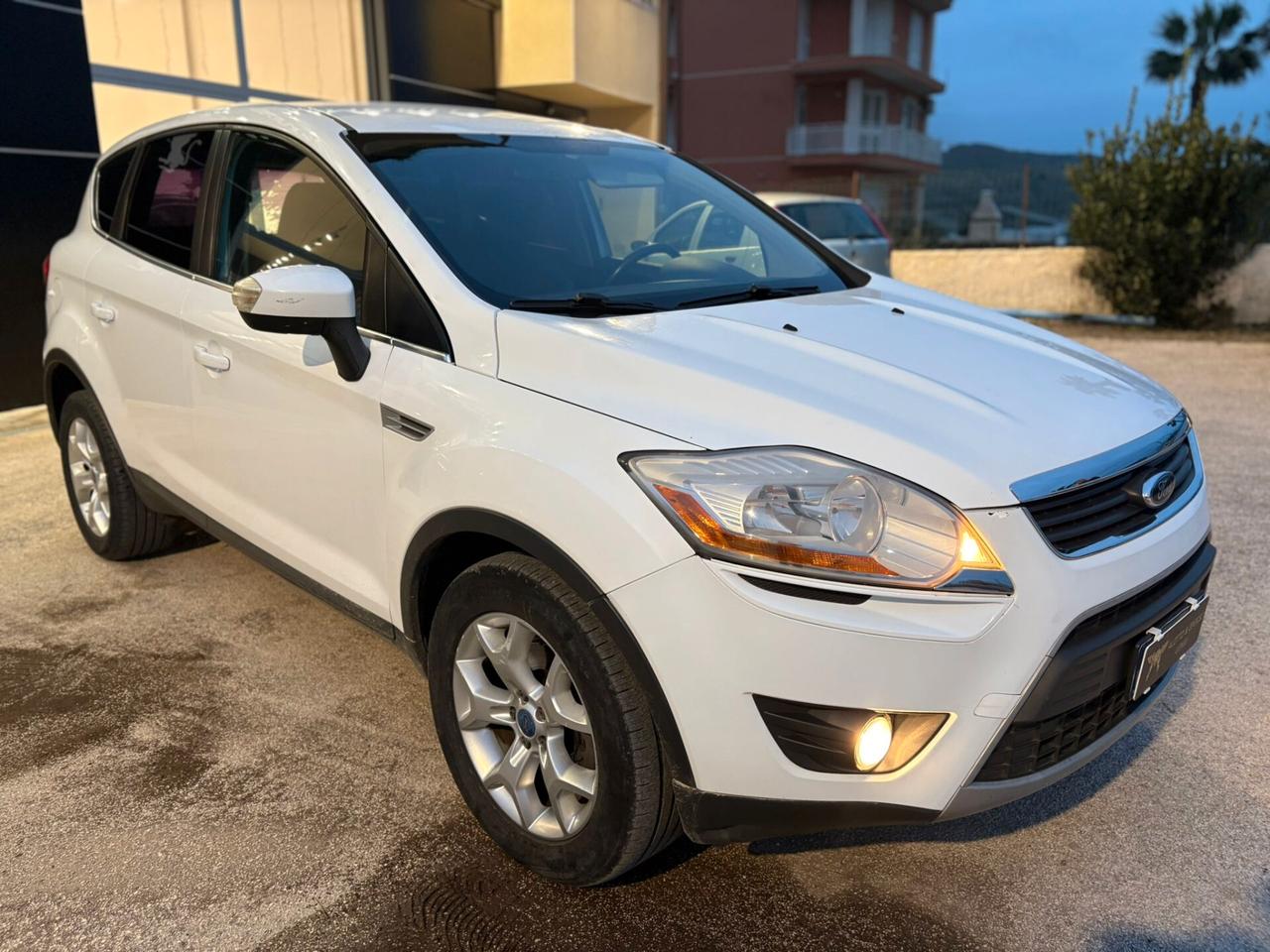 Ford Kuga 2.0 TDCI 140 CV 2WD