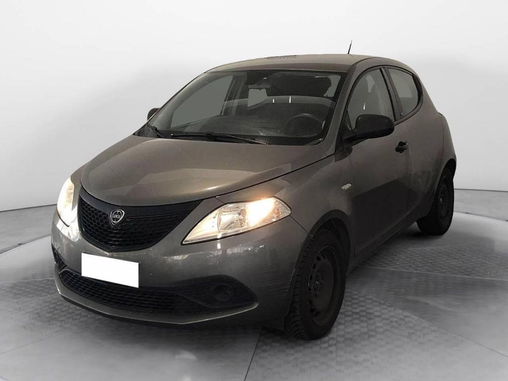 Lancia Ypsilon 5 Porte 1.2 Silver
