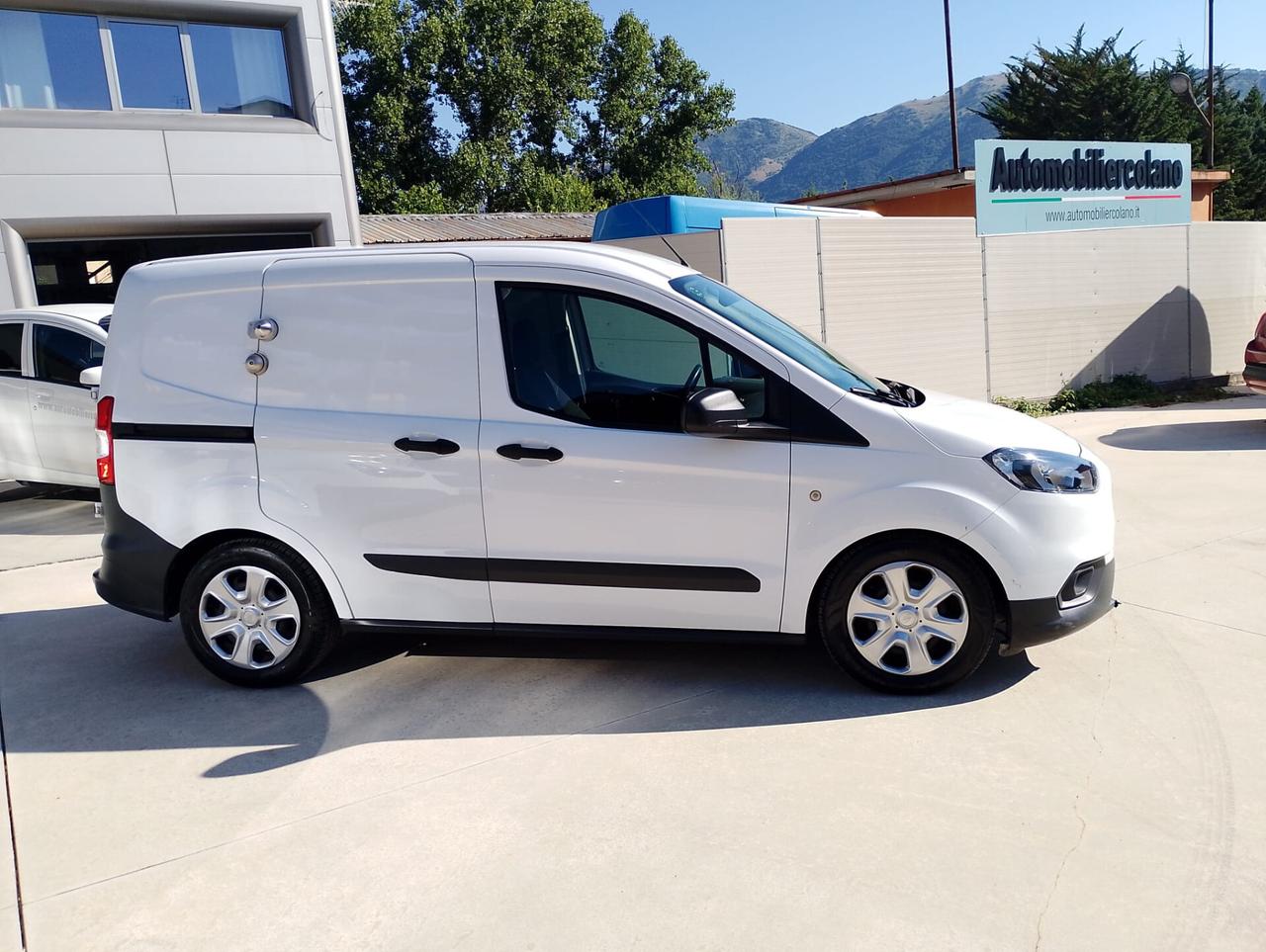 Ford Transit Courier 1.5 TDCi 75CV Van Trend