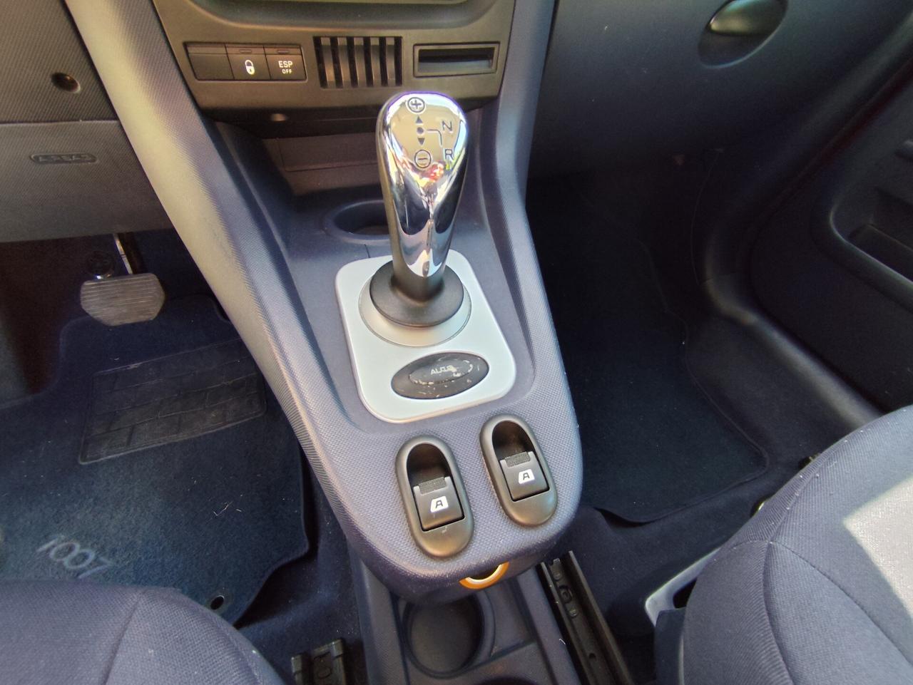 PEUGEOT 1007 1.4 Sporty 2Tronic