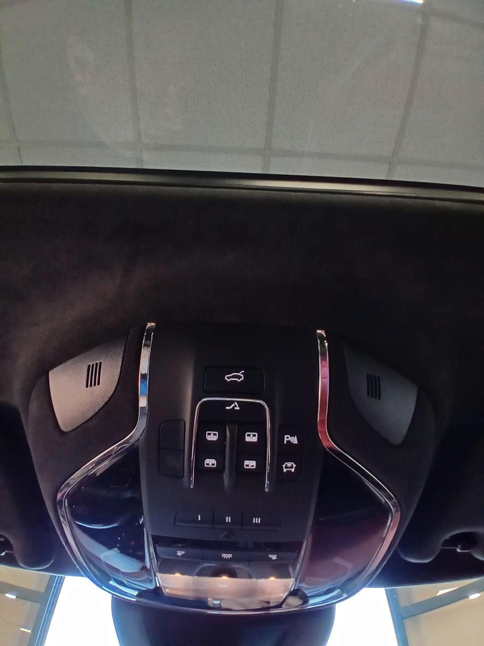 Maserati Levante V8 580 CV AWD Trofeo