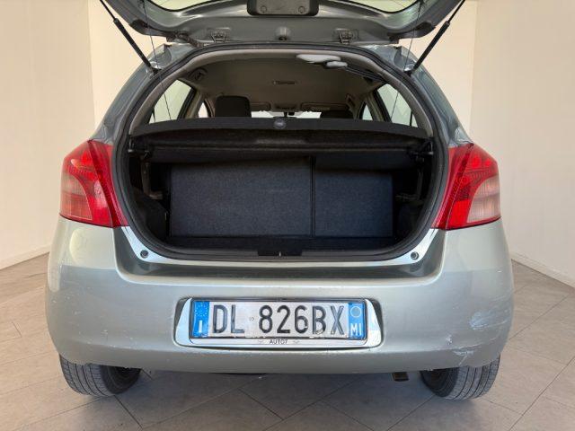 TOYOTA Yaris 1.3 5 porte M-MT SOL