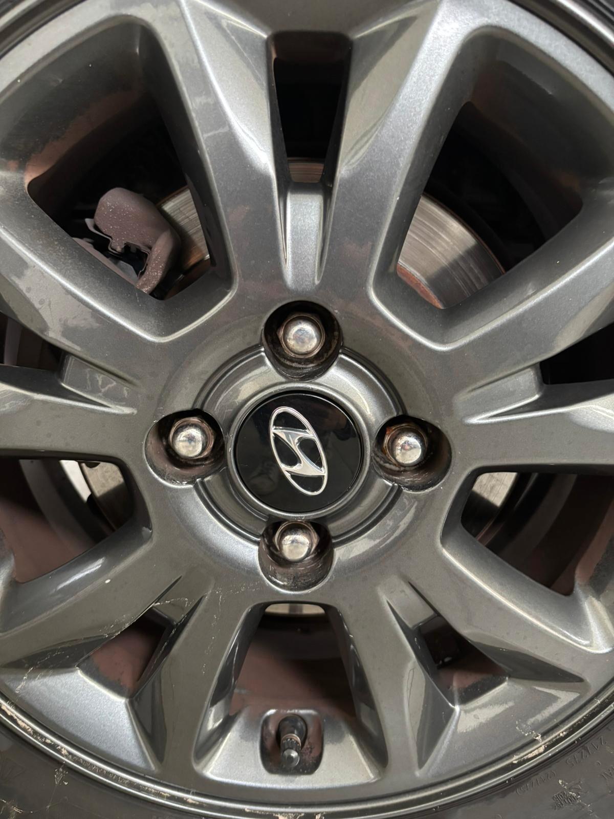 Hyundai i20 1.2 5 porte Blackline NEOPATENTATI